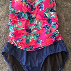 Woman’s Floral One Piece Swimsuit - 16W